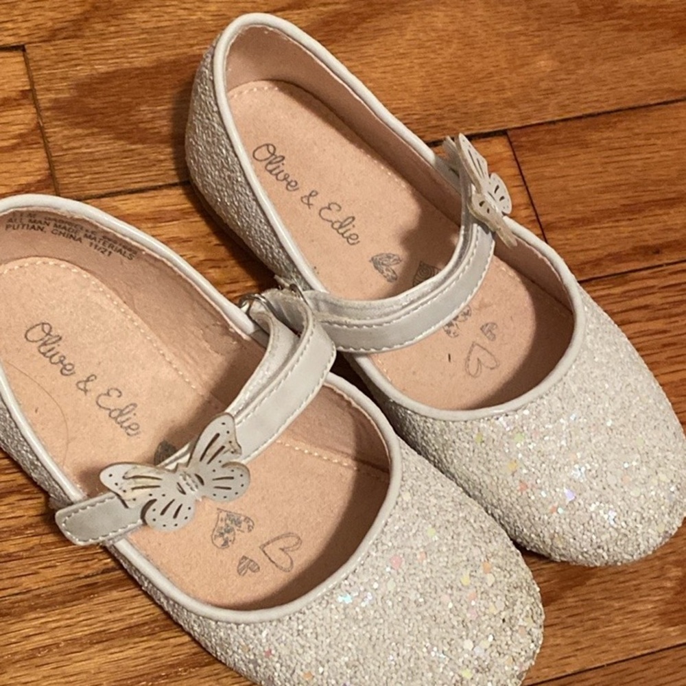 Olive and Edie Butterfly Toddler girls dress shoes